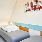 Semesterbostad 5 Person On A In *
