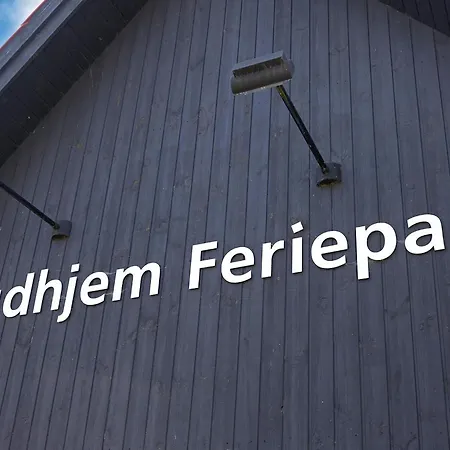 V Semesterbostad