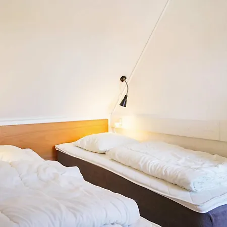 Tatil Evi 5 Person On A In *