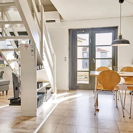 Tatil Evi 5 Person On A In *
